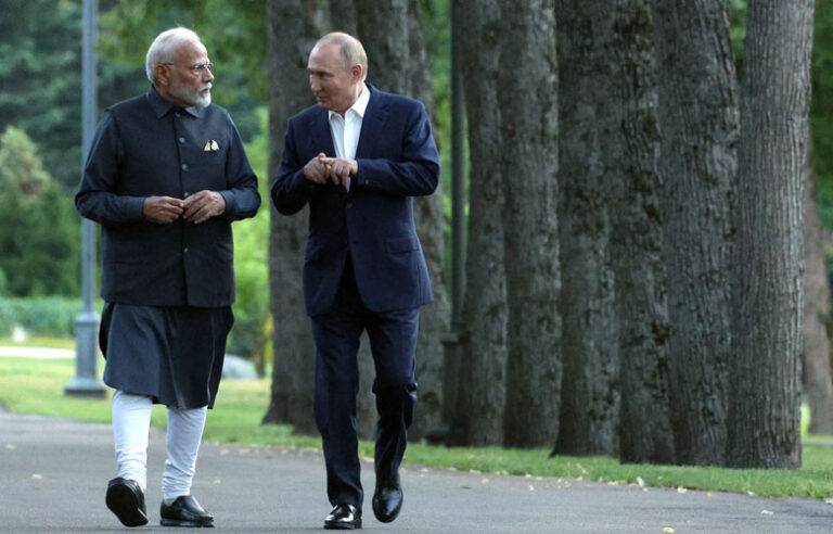 ජනාධිපති පුටින් දිල්ලියේ සංචාරයක; නව ගිවිසුම් රැසක් අත්සන් කෙරේ