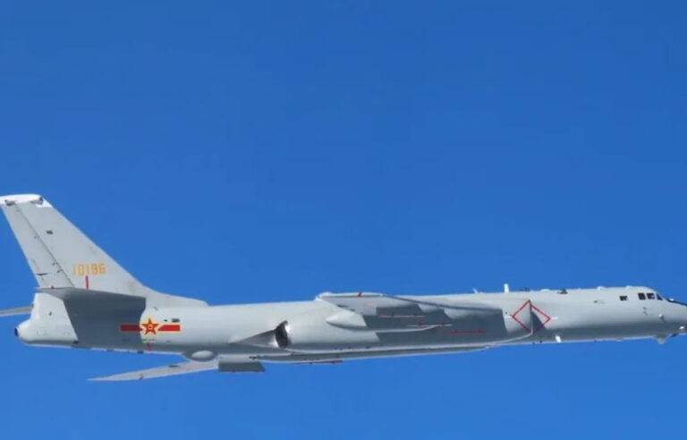 රුසියානු , චීන හමුදා ගුවන් යානා මුර සංචාරයෙන් පසු ජපානය හා දකුණු කොරියාව ගුවන් අභ්‍යාස අරඹයි