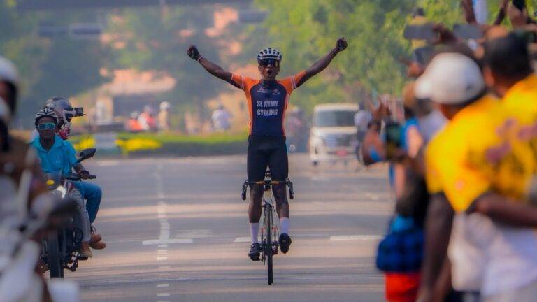 කිසිවෙකුට කිසිවකින් දෙවැනි නොවුණු සාරංග LANKA RIDE කිරුළු පළදයි