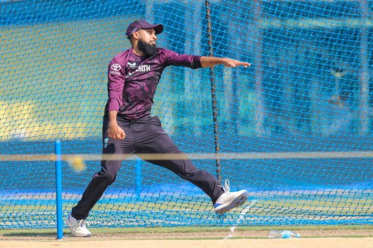 එංගලන්තය සටනට සැරසෙයි…