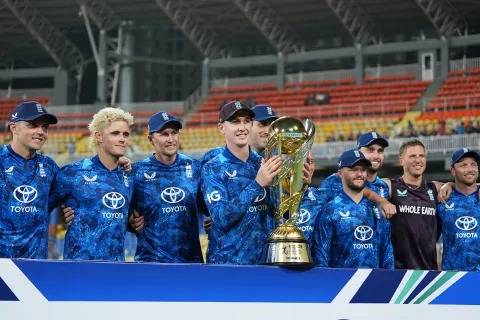 පවන් දුර්මත බිඳියි – සහයට කෙනෙක් සිටියානම් ඓතිහාසික ජයකට යාමට තිබුණු ඉණිමක් දියත් කරයි