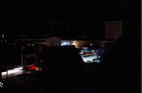 ග්‍රීන්ලන්තයේ විදුලිය ඇනහිටීමක් සහ තද සුළං….