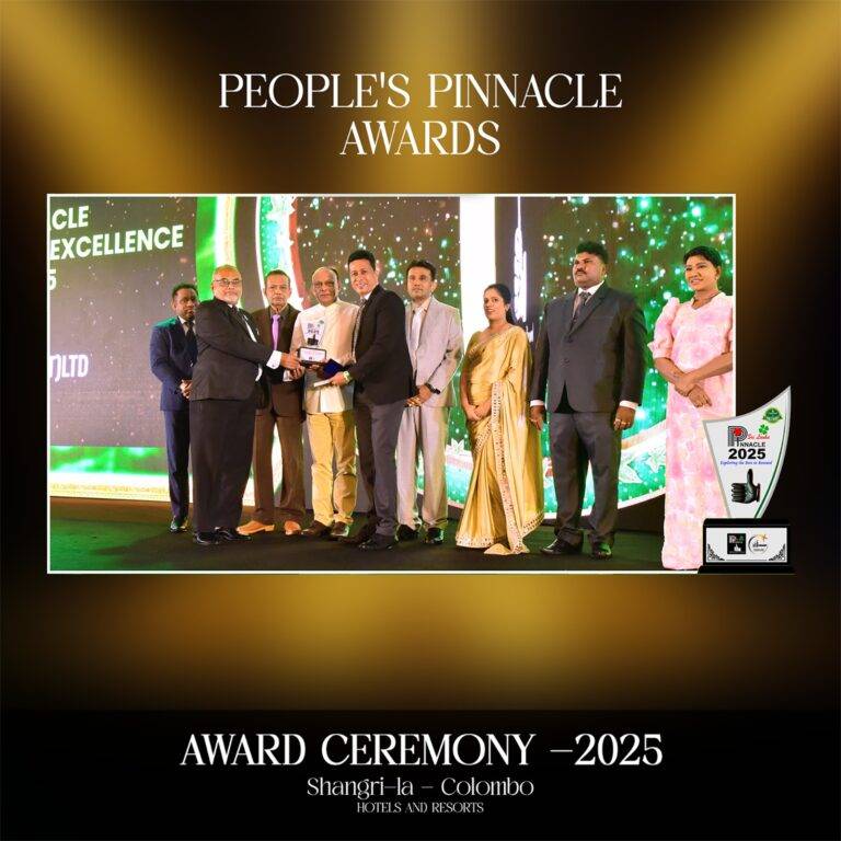 ෆැෂන් බග් ඇඟළුම් අලෙවි සේවා විශිෂ්ඨත්වයට People’s Pinnacle Awards 2025 සම්මාන උළෙලේදී විශිෂ්ඨ සම්මානයක්