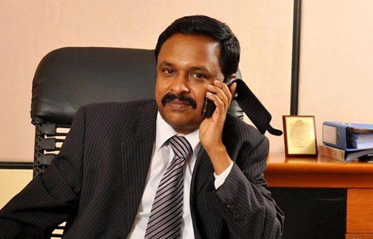 අනුෂ පැල්පිට අත්අඩංගුවට !