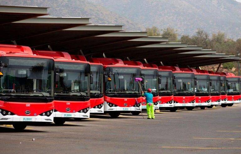 චීනයෙන් ශ්‍රී ලංකාවට නවීන සුඛෝපභෝගී විදුලි බස් රථ 100ක්