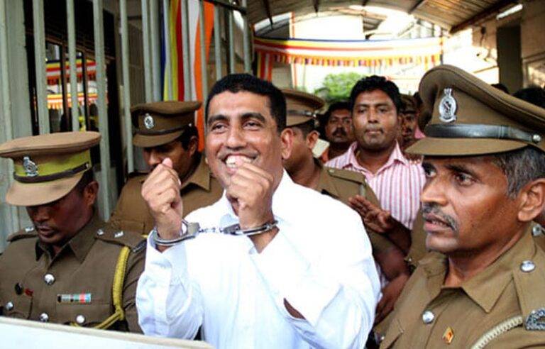 හිටපු ඇමති ජොන්ස්ටන් ප්‍රනාන්දු සහ ඔහුගේ බාල පුත්‍රයාත් රිමාන්ඩ් !