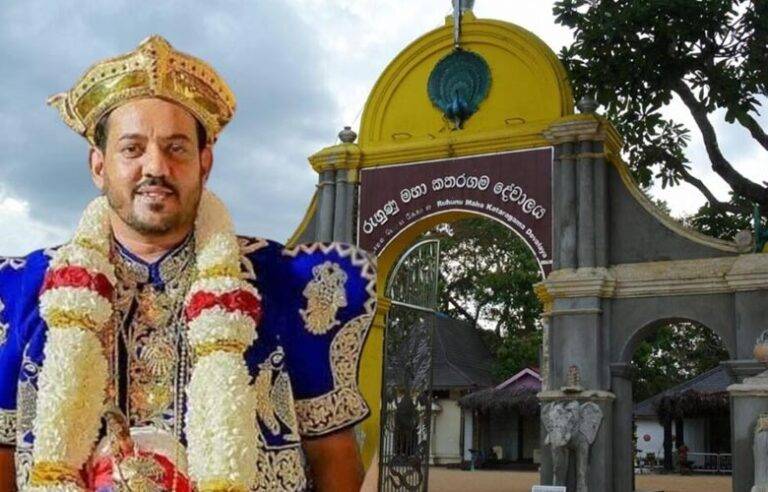 දේවාලයේ රත්තරන් ගංවතුරට ගහගෙන ගියා නම් කවුද වගකියන්නෙ ? ඒකයි ඒවා විකුණන්න තීරණ කළේ – කතරගම නිලමේ