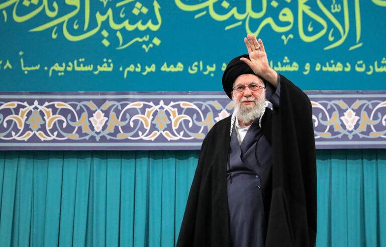 ඉරාන උත්තරීතර නායකයාට එරෙහිව එල්ල කරන ඕනෑම ප්‍රහාරයක් සිය රටට එරෙහිව යුද ප්‍රකාශ කිරීමක් වනු ඇතැයි ඉරානය අනතුරු අඟවයි