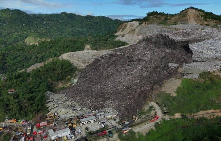 පිලිපීනයේ කුණු කන්දක් කඩා වැටීමෙන් එක් අයෙකු මියගොස් 38 දෙනකු අතුරුදන්