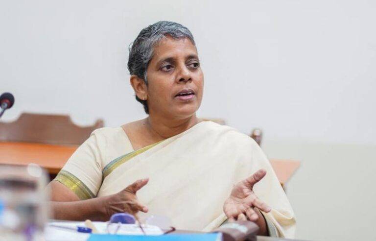 ජාතික කාන්තා කොමිසමේ පළමු සභාපතිනියත් ඉල්ලා අස්වෙයි !