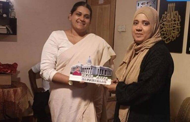 කොළඹ අයවැය : මාලිමාවට හේත්තු වුණු බුහාරිගේ පක්ෂ සාමාජිකත්වය අහෝසි කිරීම වළකමින් උසාවි නියෝගයක්