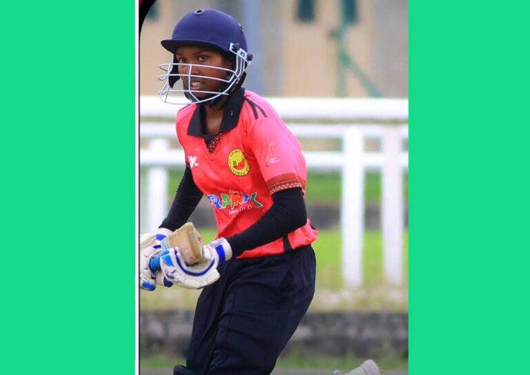 මැලේසියාවේදී තුන් ඉරියව්වෙන් හැඩ පෙන්නන වෙනුකි විහන්සා