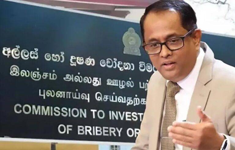 කථානායක ජගත්ගේ පෞද්ගලික ලේකම්ට එරෙහිවත් අල්ලස් කොමිසමට පැමිණිල්ලක්