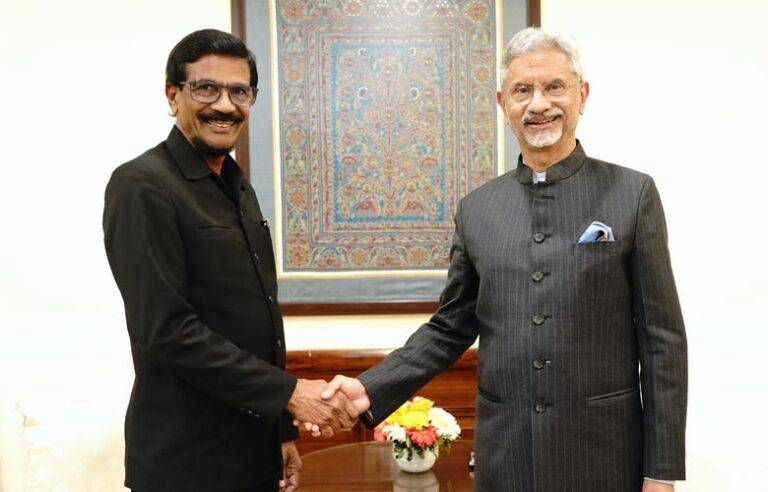 ජවිපෙ ප්‍රධාන ලේකම් ටිල්වින් සිල්වා සහ ඉන්දීය විදේශ ඇමති අතර හමුවක්