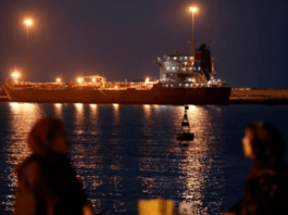 ගෝලීය තෙල් වෙළඳපල දෙදරුම් කවන හෝමුස් සමුද්ර සන්ධියේ අර්බුදය: නැව් 138 සිට 5 දක්වා පහත වැටෙයි…