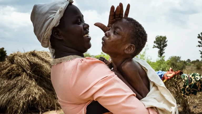 මාර්තා සහ ඒරන්: ආබාධිතභාවය හමුවේ මවකගේ නොසැලෙන අරගලය…..