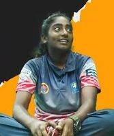 යාපනය කණ්ඩායමේ තිවියාංජලීගෙන් තුන් ඉරියව් දස්කම්