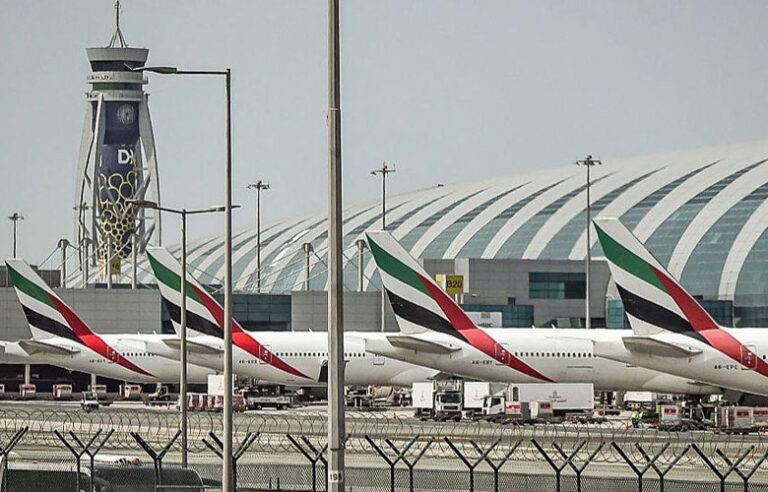 එක්සත් අරාබි එමීර් රාජ්‍යය සිය ගුවන් කලාපය තාවකාලිකව වසා දමයි