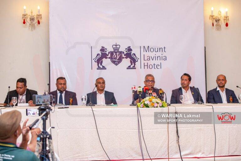 ගල්කිස්ස මහා හෝටලයේ සහ පිහිණුම් අතර අසූ හත් වසක් නොකැඩී පවතින මුහුදු දීගය