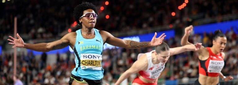 නාටකීය අවසානයක් – සූරතාවය ඇමෙරිකාවට