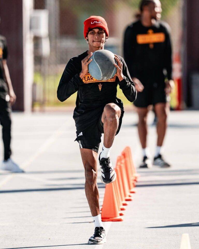 මලිත් ඇරිසෝනාවෙන් පැමිණ පැනපු පිම්ම ලංකාවට හොඳ ගැම්මක්