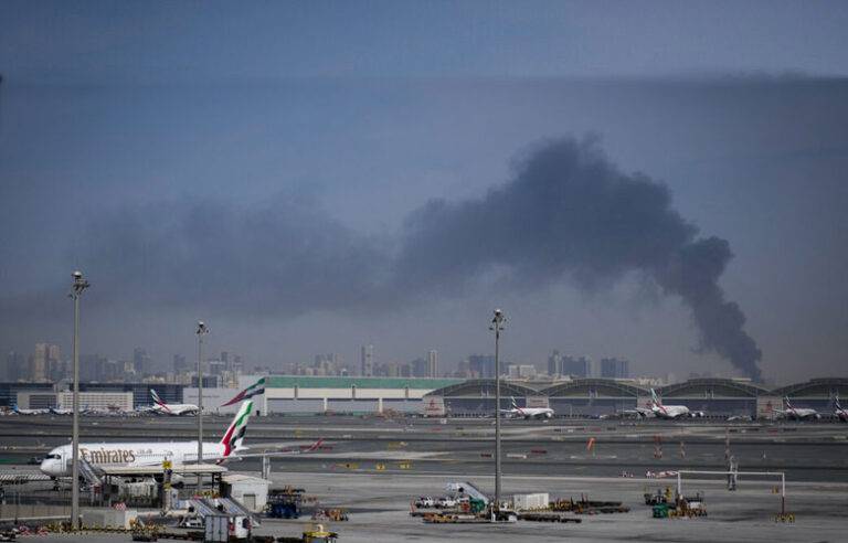 ඩුබායිහි ජාත්‍යන්තර ගුවන් තොටුපළට ඩ්‍රෝන ප්‍රහාරයක්