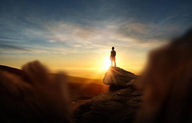 දේදුන්න පායාවි හෙටත් පාලම උඩින් ….