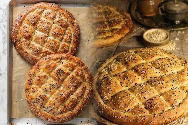 Tasty Tuesdays: ලෝකයා එකිනෙකාට ප්‍රහාර දියත් කලත්, ලඟ එන රාමසාන් උත්සවයට සැරසෙන අපේ මුස්ලිම් යහළුවන්ට සුවිශේෂී කෑමක්! Ottoman Ramadan Pide (Ramazan Pidesi)