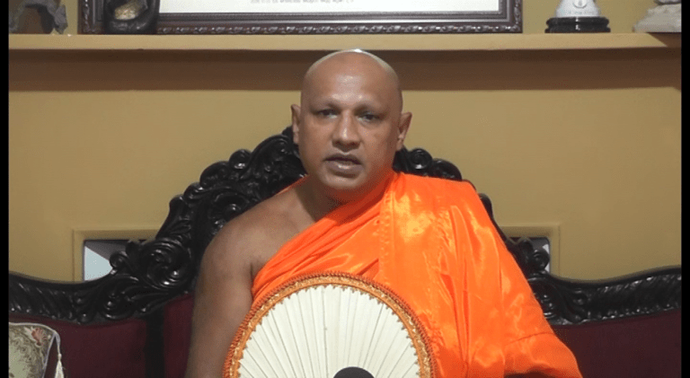 නව අවුරුදු උදාව නිමිත්තෙන් අස්ගිරි මහ විහාර පාර්ශවයේ අනුනායක හිමියන්ගේ සුභාශිංසන!