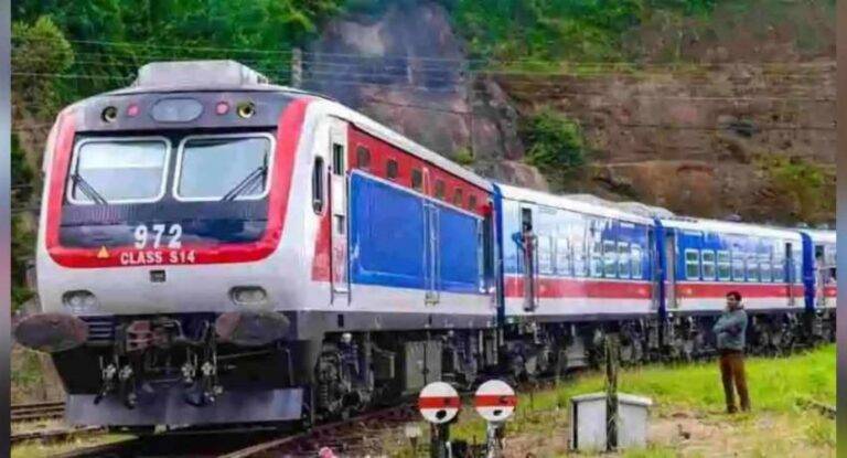 හෙට සිට සියලුම කාර්යාල දුම්රිය සේවා ක්‍රියාත්මකයි. 18 සහ 19 දිනවලටත් විශේෂ ධාවන සැලැස්මක්!