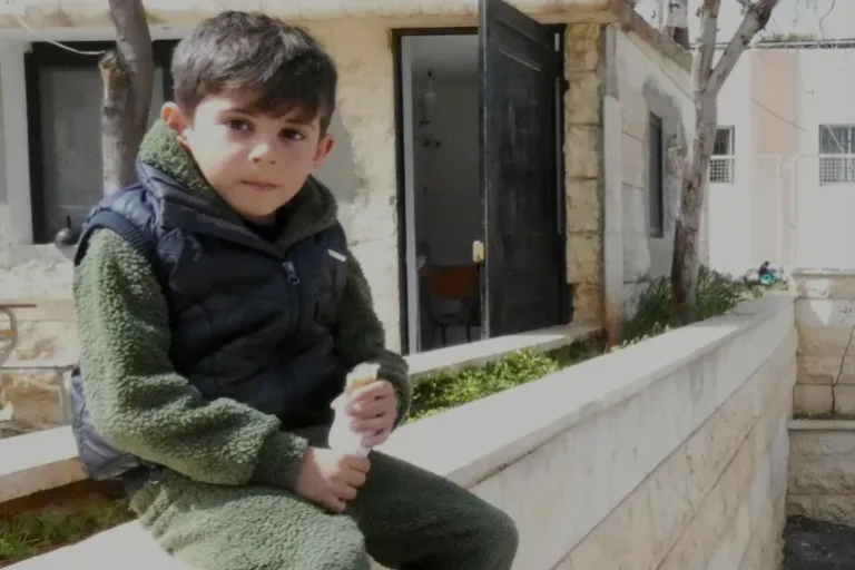 ලෙබනන යුද ගැටුම් හමුවේ අවතැන් වූවන්ගේ ඉරණම..