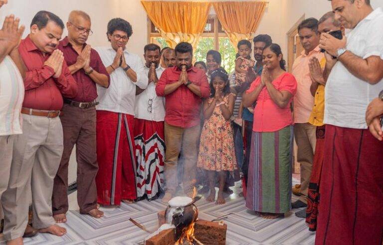 ජනපති අනුර දිට්වා වන්දි යටතේ යළි ඉදිකෙරුණු නව නිවසක අලුත් අවුරුදු සැමරුමට එක්වෙයි