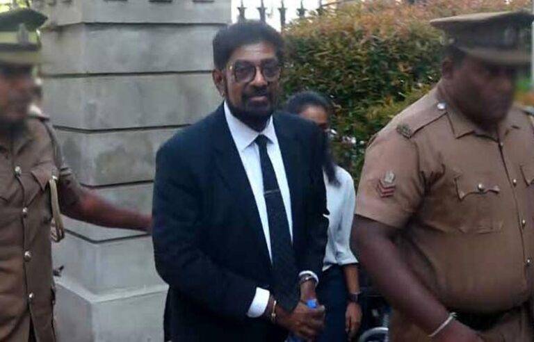 අයථා වත්කම් ඉපයීම : කෙහෙළියට තවත් නඩු දෙකක්