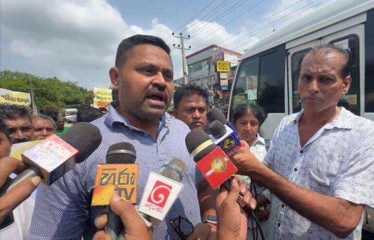 එක්කෝ පච කියන එක නවත්වන්න. එක්කෝ දුන් පොරොන්දු ඉටු කරන්න. නැතිනම් ගෙදර යන්න – සුරේෂ් සෝමදාස