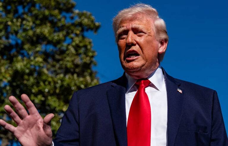 ඉරාන වරායන් වෙත ඇතුළු වන සහ පිටවන සියලුම මුහුදු ගමන් අවහිර කරන ලෙස ට්‍රම්ප් නියෝග කරයි